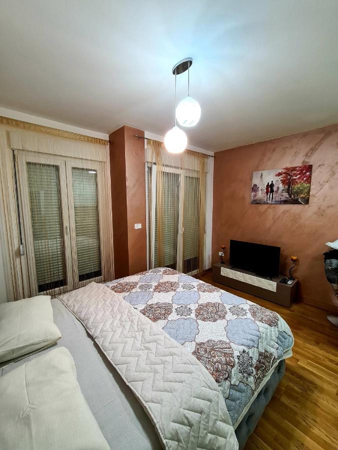 Apartman Bogdan 2 Apartment Podgorica Luaran gambar